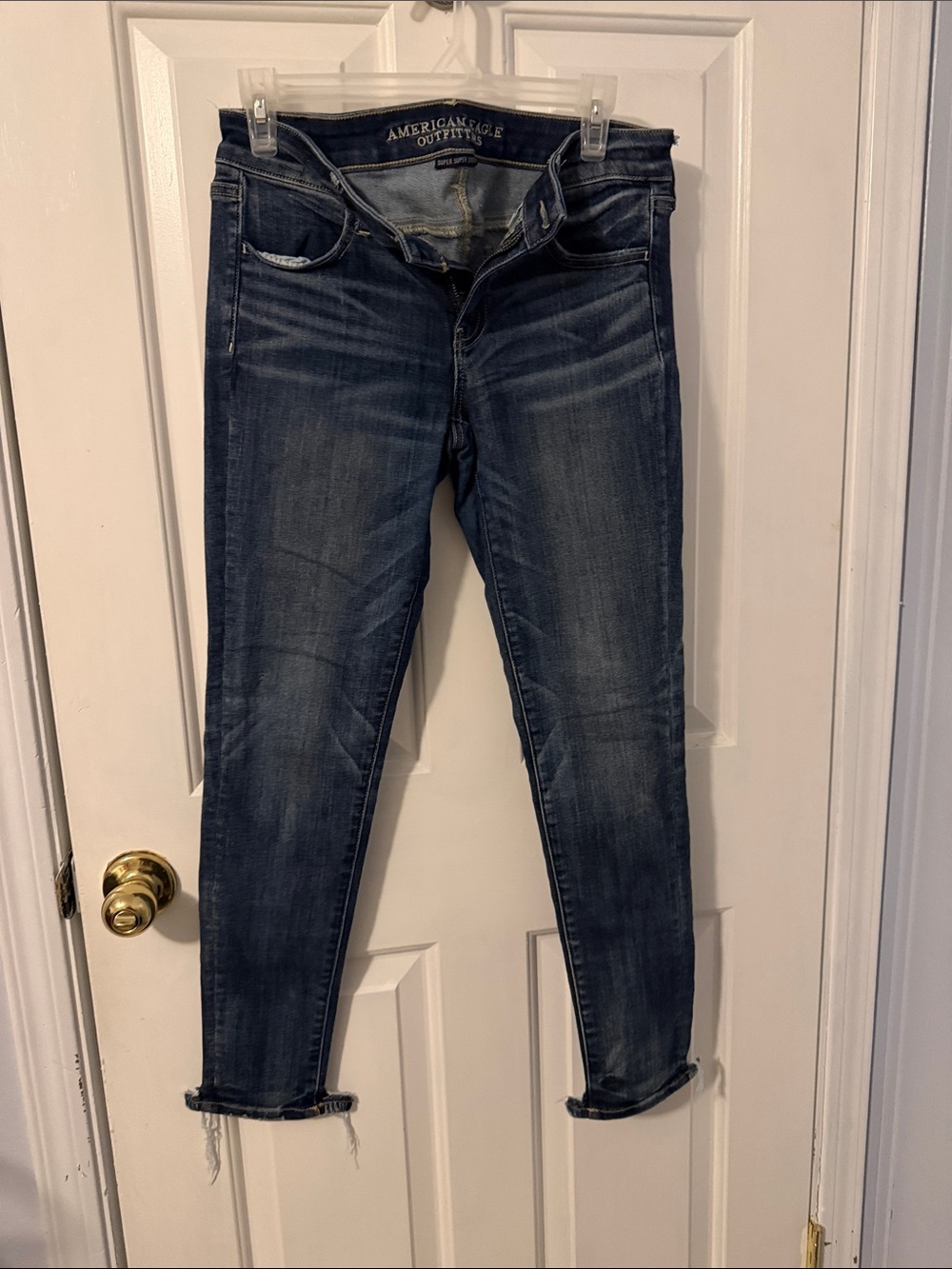 American Eagle Outfitters Women's Medium Wash Skinny Jeans